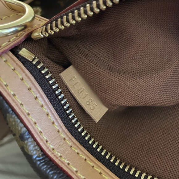 Louis Vuitton Bosphore Backpack - Picture 7 of 7